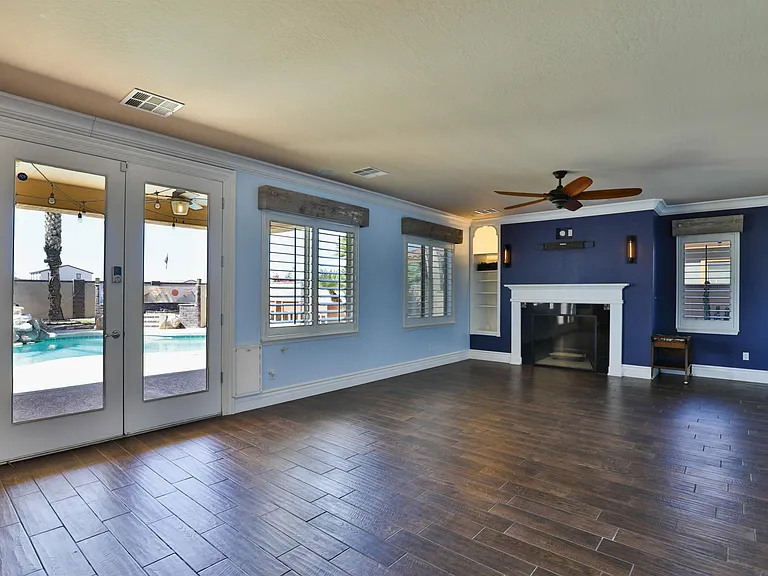 36269 W Cartegna Ln — Photo 2