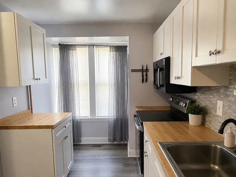 225 Sycamore Ridge Rd — Photo 3