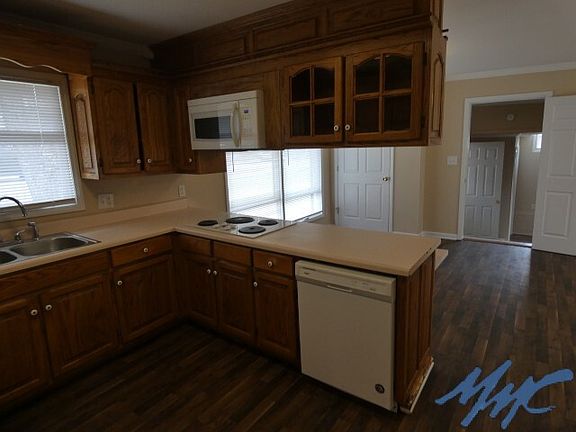 5th image of 822 Kirkwood Ave