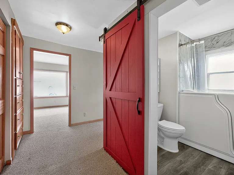 221 Ellen St #221 — Photo 14