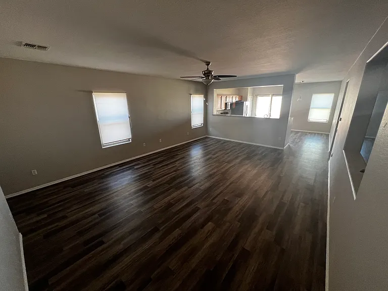 34674 S Pioneer Way — Photo 5