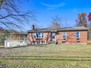 650 Suedberg Rd, Pine Grove, PA 17963