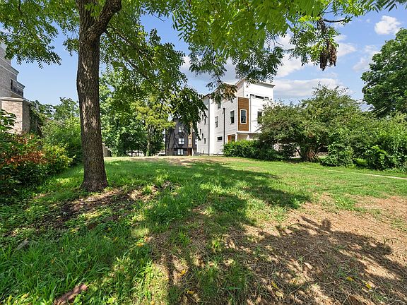 5th image of 122 Woodmont Blvd