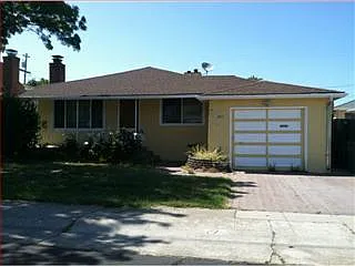221 Cupertino Way photo 1