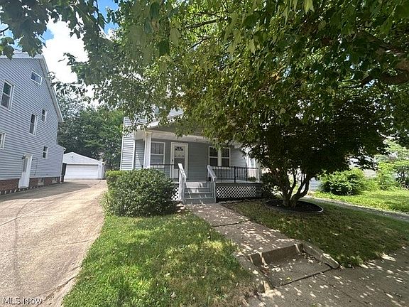 3rd image of 1228 Murray Ave