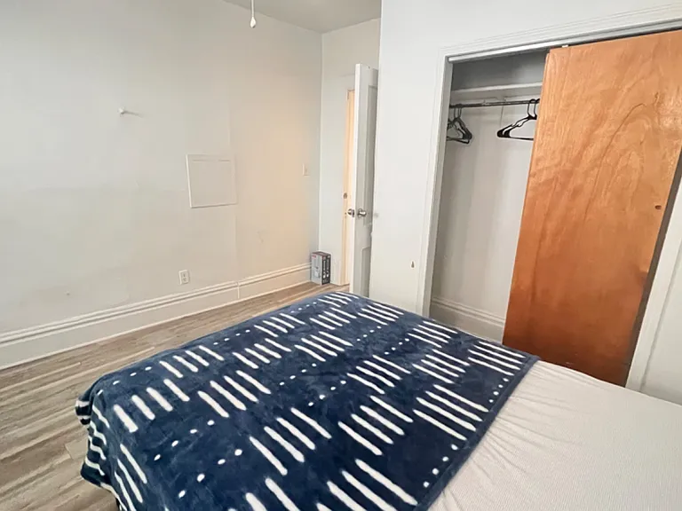 5801 Douglas St #2 — Photo 14