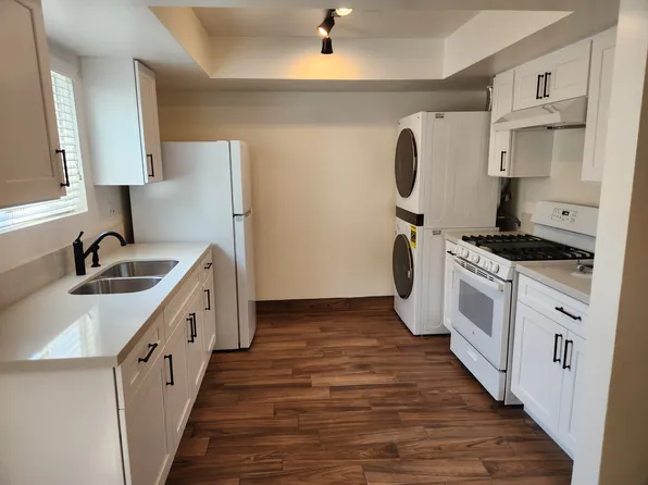 2405 E 4th St APT B, Long Beach, CA 90814