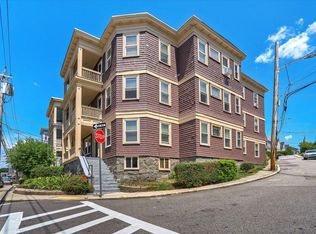 144 Savin Hill Ave APT 3R, Boston, MA 02125
