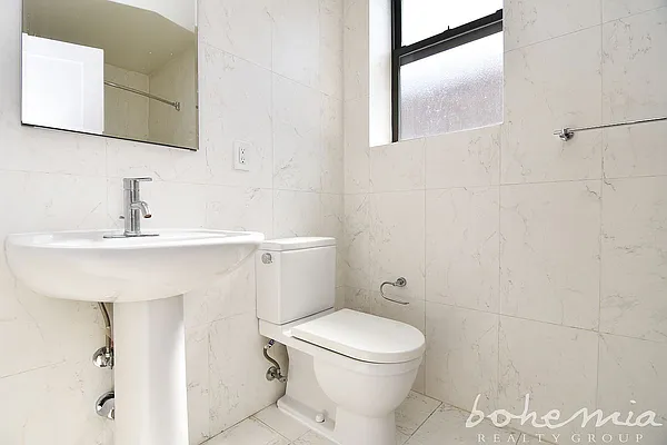 Rented by Bohemia Realty Group | media 6