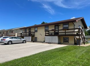 913 Redwood St W #3, La Crescent, MN 55947