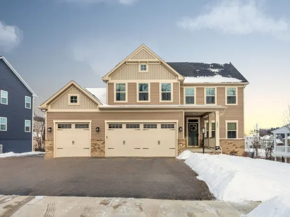 347 Crossing Dr N, Eighty Four, PA 15330