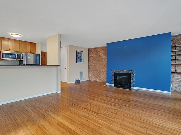 5th image of 5950 Oakwood Dr APT 2F