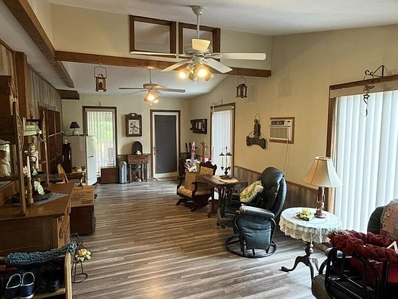 2nd image of 23 Treeline Ct
