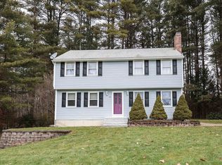 10 Pine Hollow Dr, Londonderry, NH 03053