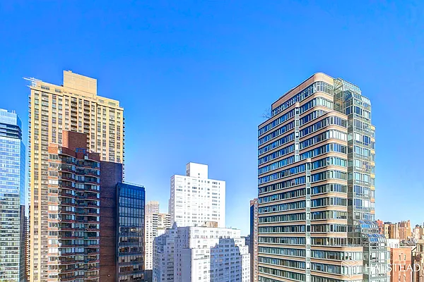 Rented by Brown Harris Stevens | media 8