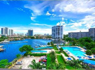 2500 Parkview Dr APT 1721, Hallandale, FL 33009