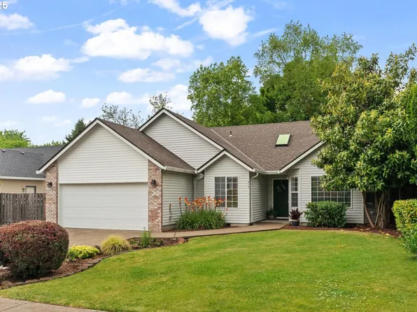 315 E Melody Ln, Newberg, OR 97132