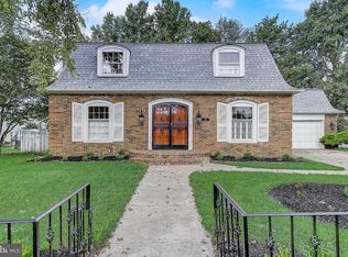 403 Fenimore Ln, Delanco, NJ 08075