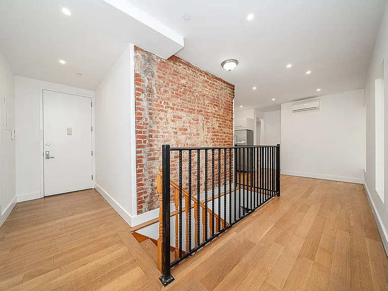 204 W 140th St #B1 — Photo 4