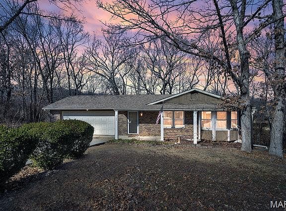 2nd image of 5193 N Royale Dr