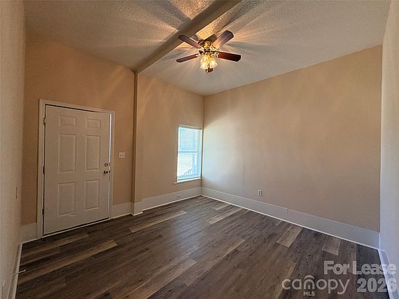 3rd image of 1109 6th St #B