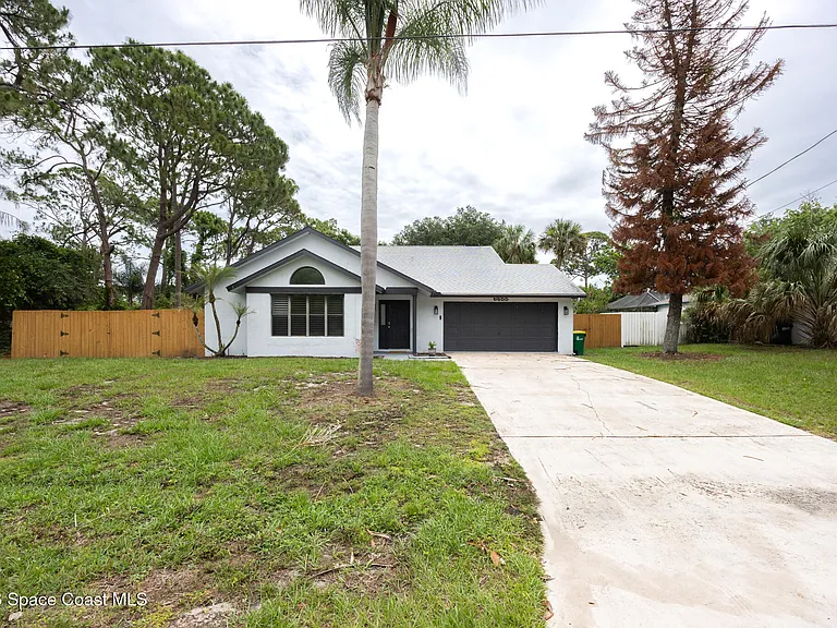 6655 Corto Rd — Photo 1