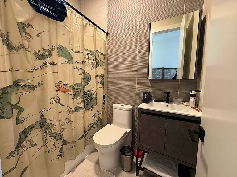 46 Starr St #2L — Photo 13