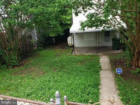 3704 7th St, Baltimore, MD 21225