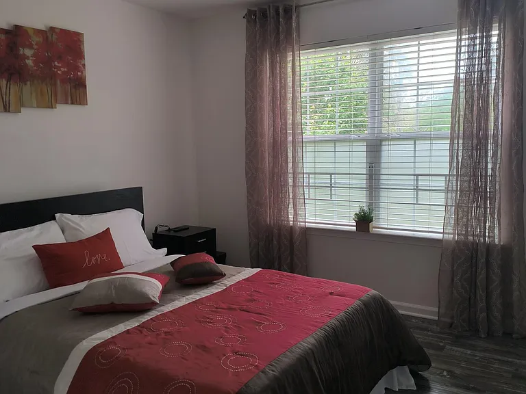 Clubhouse Ln — Photo 7