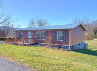 425 Lafayette Ave, Pulaski, VA 24301
