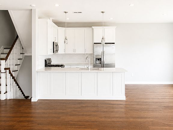 Kitchen and dining room area