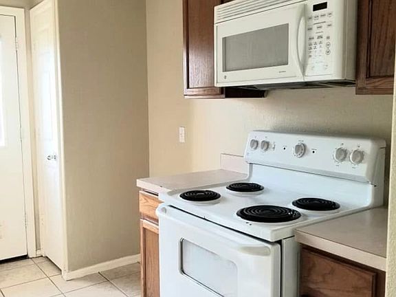 4th image of 1313 Belmont Dr