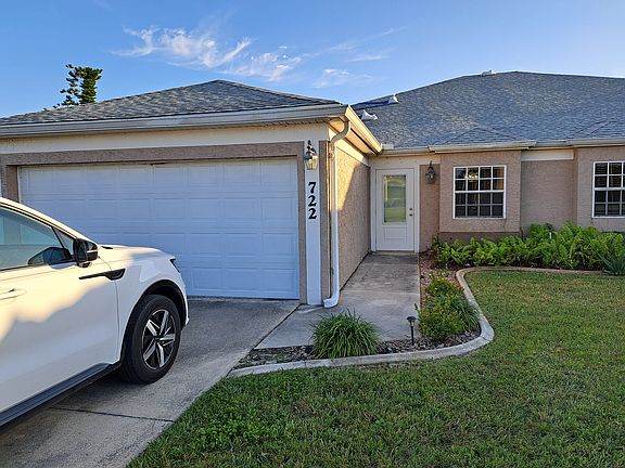 4th image of 722 SW 35th St