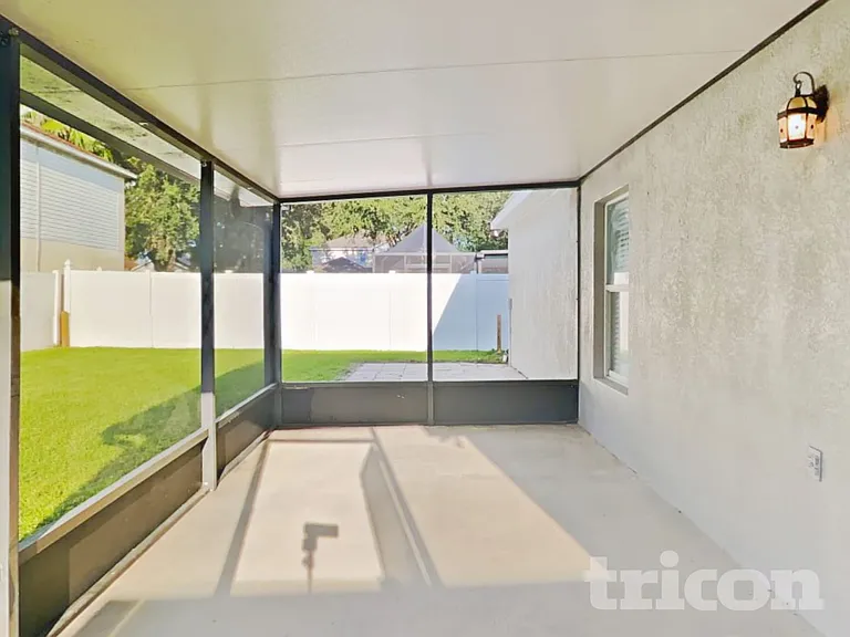 13049 Waterbourne Dr — Photo 19