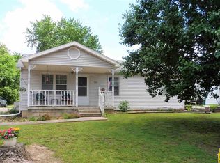 520 Cedar St, Osceola, MO 64776