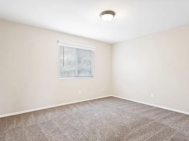 1730 Twilight Blf — Photo 19