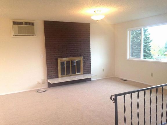 3rd image of 317 S Iowa Ave