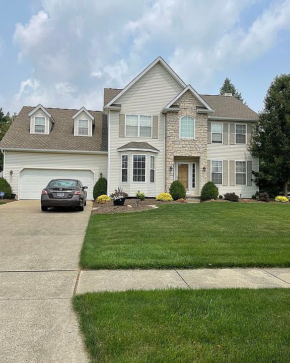 1st image of 373 Halifax Ln