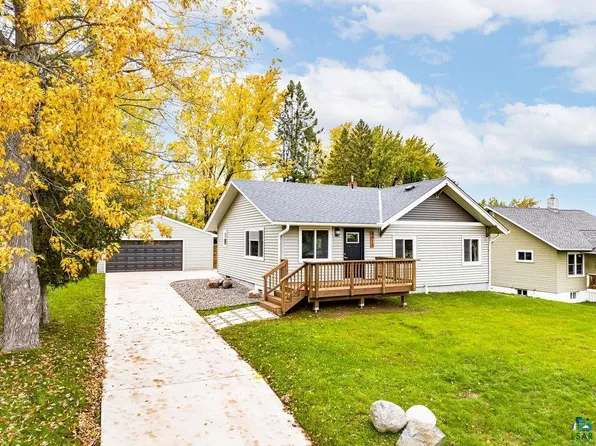 4915 Peabody St, Duluth, MN 55804