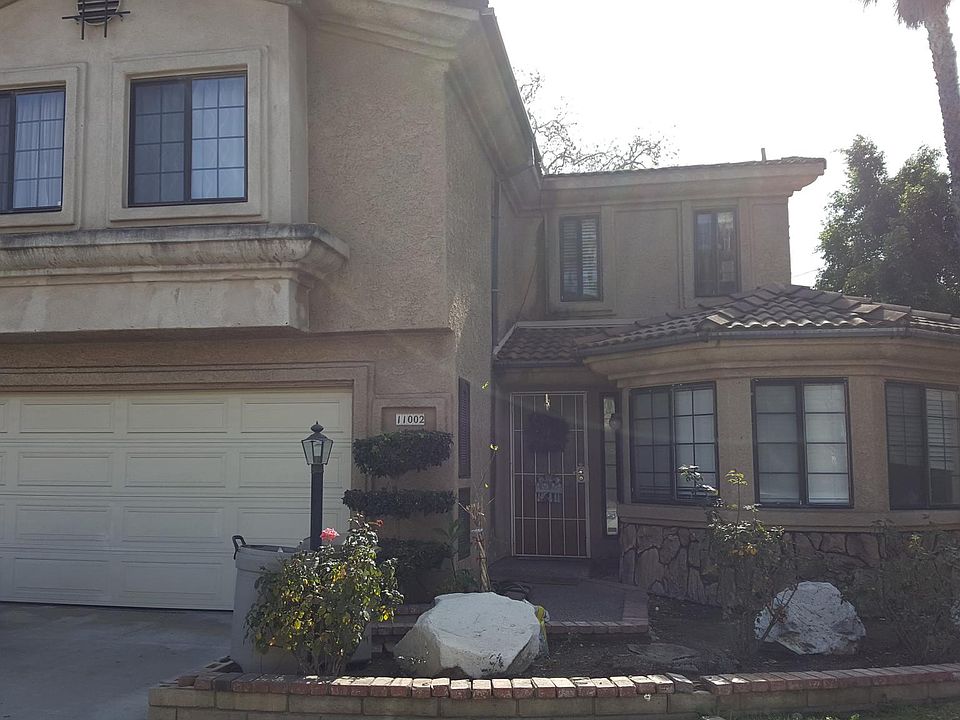 1st image of 11002 Green Tree Ln