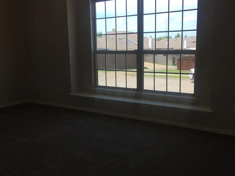 305 Santo Dr — Photo 18
