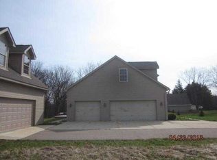 3956 McClatchey Dr, Whitmore Lake, MI 48189