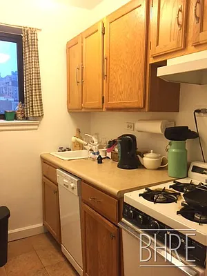 Rented by Brooklyn Heights Real Estate Inc | media 7