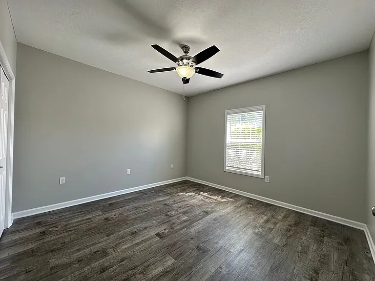 Rand Powell Apartment Homes — Photo 41