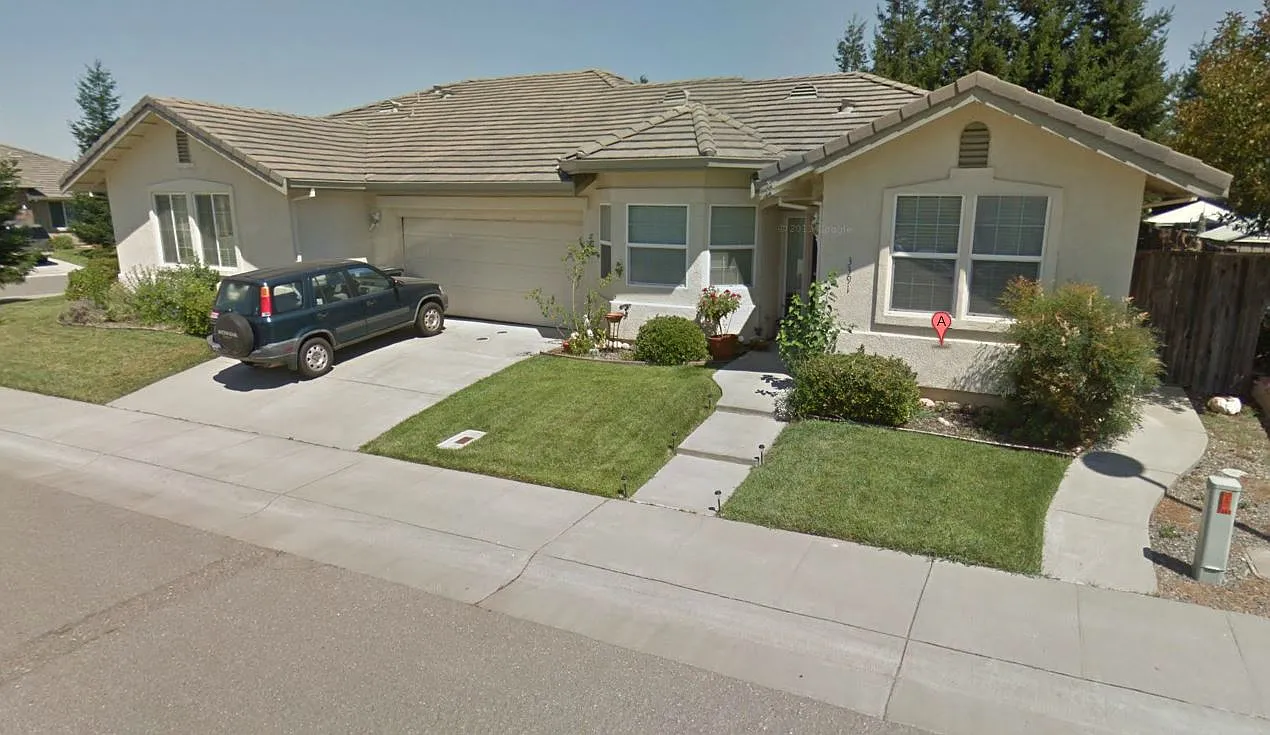 3391 Kittiwake Dr photo 1