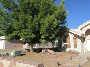 98 Torrey Pines Dr, Santa Teresa, NM 88008