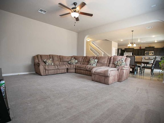 5th image of 14652 Alton Oaks Ave