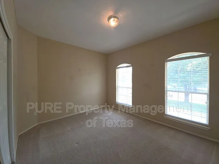 2609 Butler Way — Photo 39