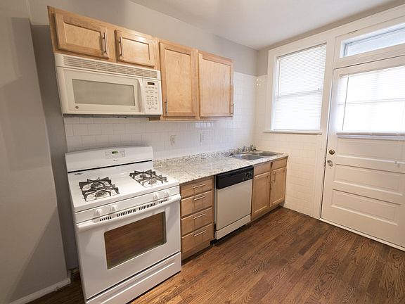 4th image of 4929 Oleatha Ave APT 1E