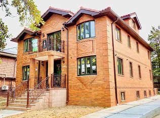71-29 165th St, Fresh Meadows, NY 11365